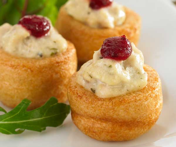 CAN44-Frank-Dale-Yorkshire-Puddings-with-Turkey-and-Cranberry